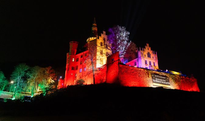 Romantischer Weihnachtsmarkt auf Schloss Arenfels
